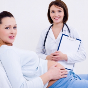Первый осмотр у врача беременной