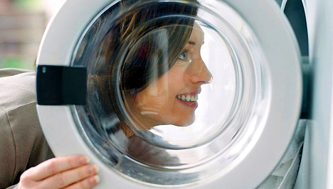 На помощь женщинам 21 века пришла стиральная машина